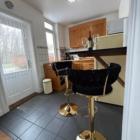 Whisperwood Apartment Colnrade