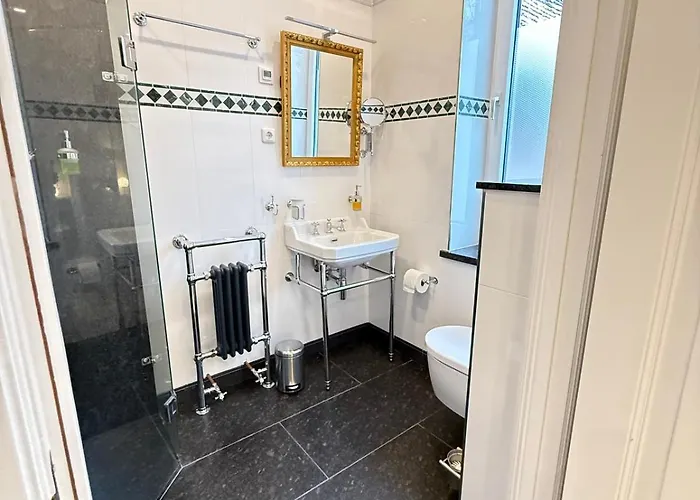 Apartment Whisperwood *